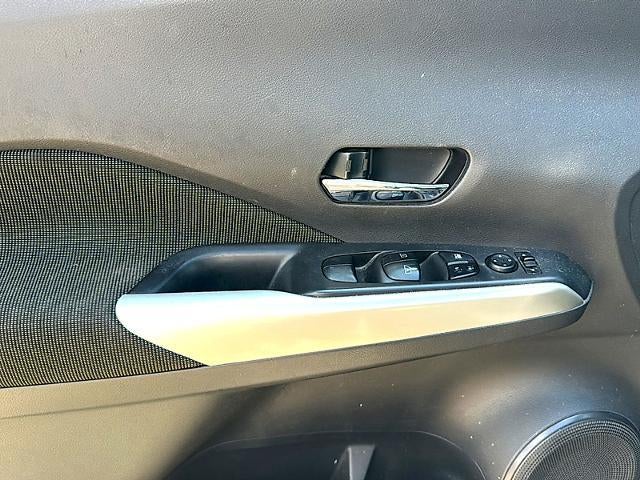 2019 Nissan Kicks SV FWD