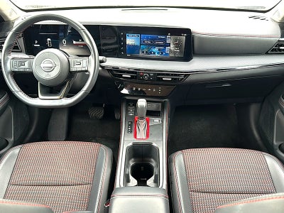 2025 Nissan Kicks SR FWD
