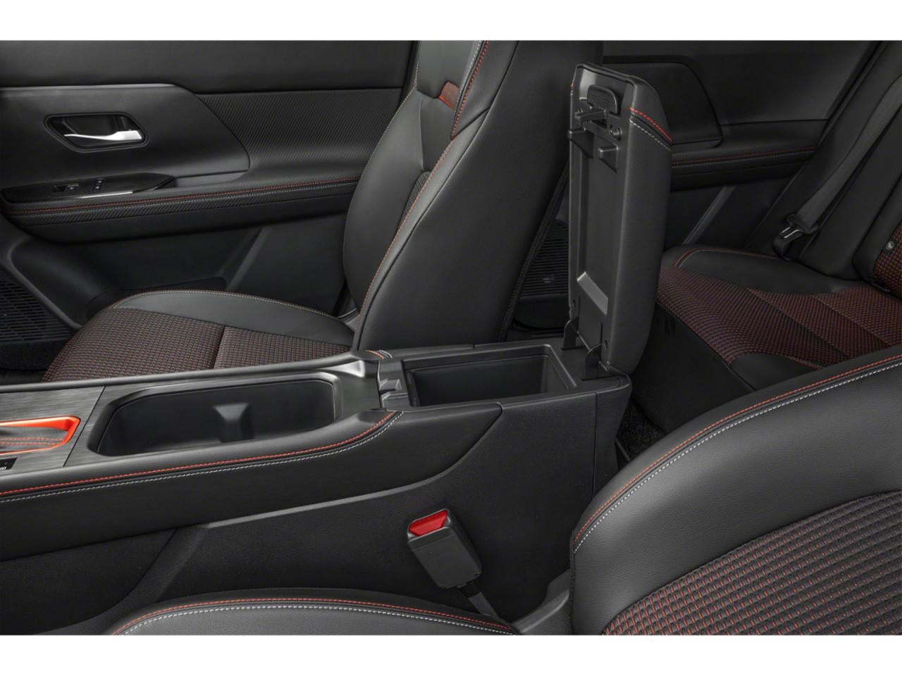 2025 Nissan Retrocesos SR FWD