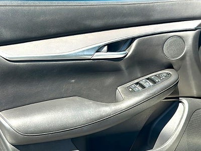 2022 INFINITI QX50 LUXE FWD