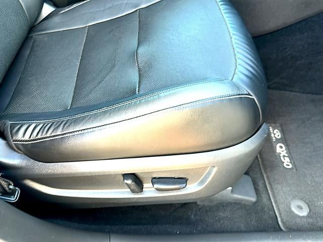 2022 INFINITI QX50 LUXE FWD