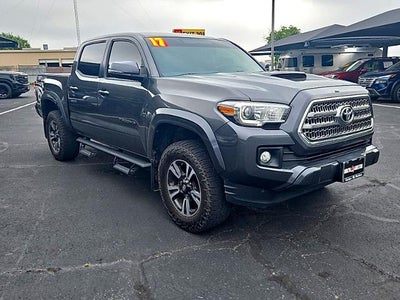 2017 Toyota Tacoma TRD Sport Double Cab 5' Bed V6 4x4 MT (Natl)