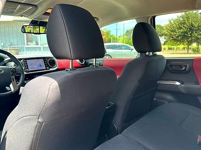 2023 Toyota Tacoma 4WD 4WD SR5 Double Cab 5' Bed V6 AT (GS)