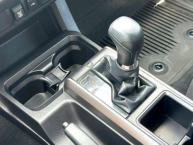 2023 Toyota Tacoma 4WD 4WD SR5 Double Cab 5' Bed V6 AT (GS)