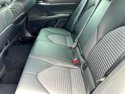 2024 Toyota Camry SE Auto (SE)