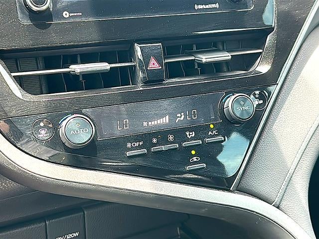 2024 Toyota Camry SE Auto (SE)