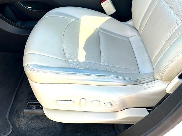 2022 Buick Enclave Premium FWD