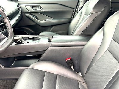 2024 Nissan Rogue FWD SV