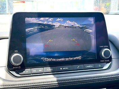 2025 Nissan Rogue FWD SV