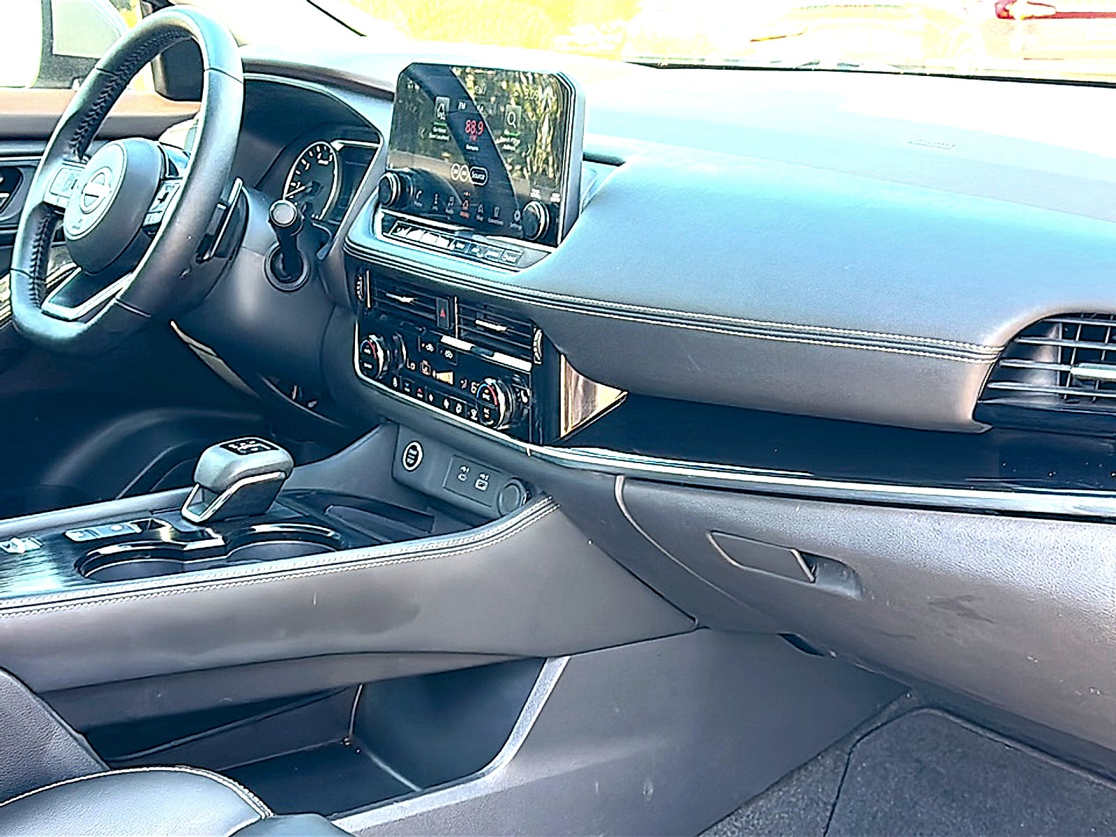 2023 Nissan Rogue SL FWD