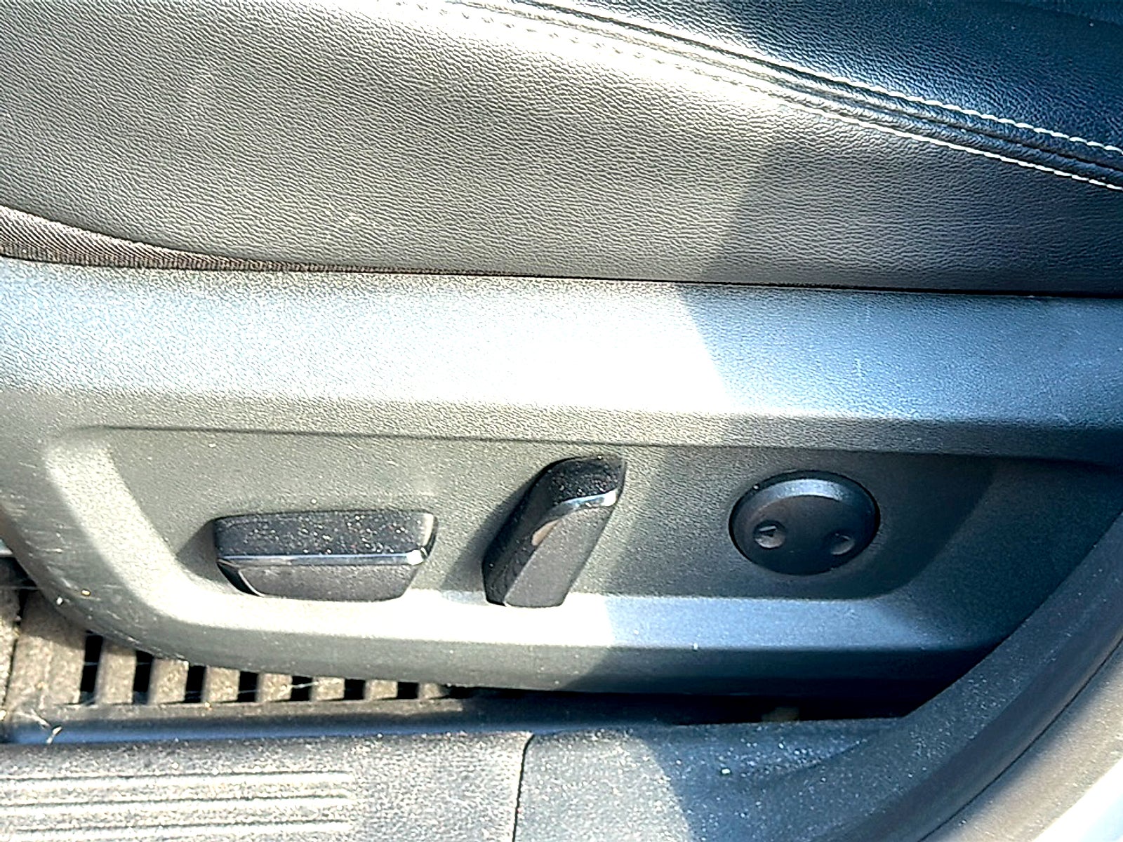 2023 Nissan Rogue SL FWD