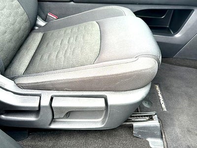 2025 Nissan Pathfinder SV 2WD