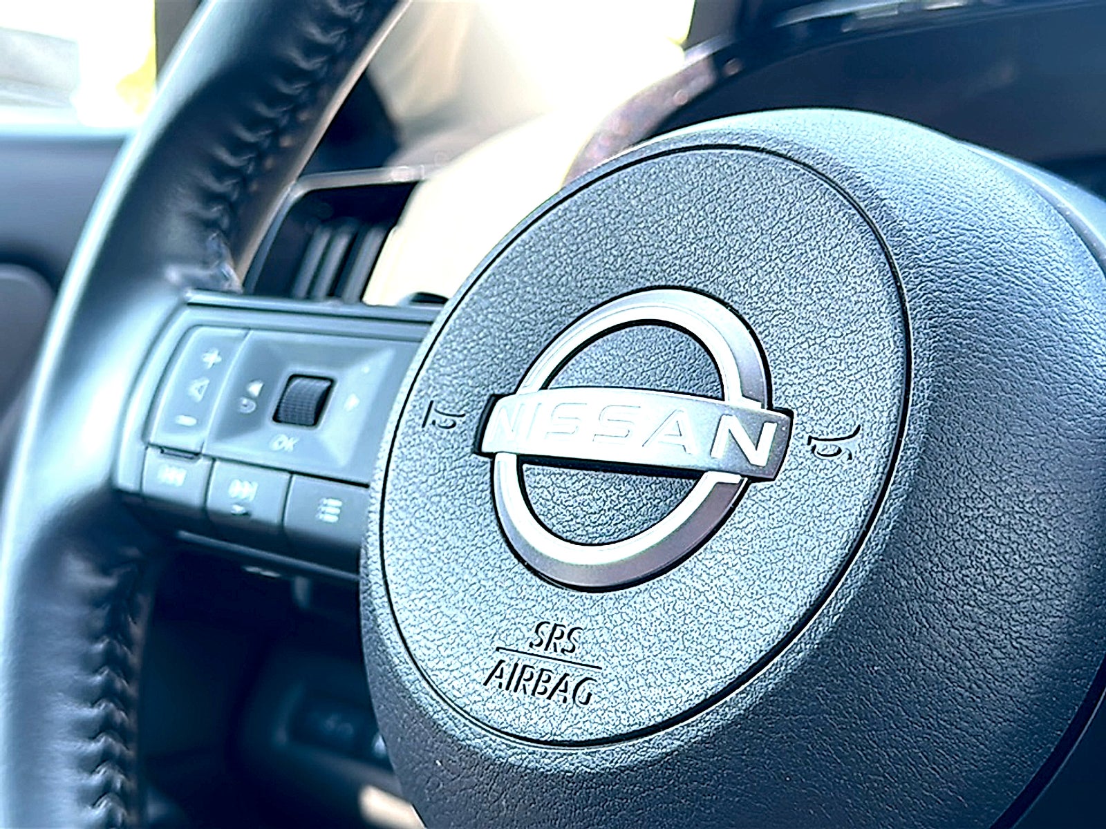 2024 Nissan Pathfinder SV FWD
