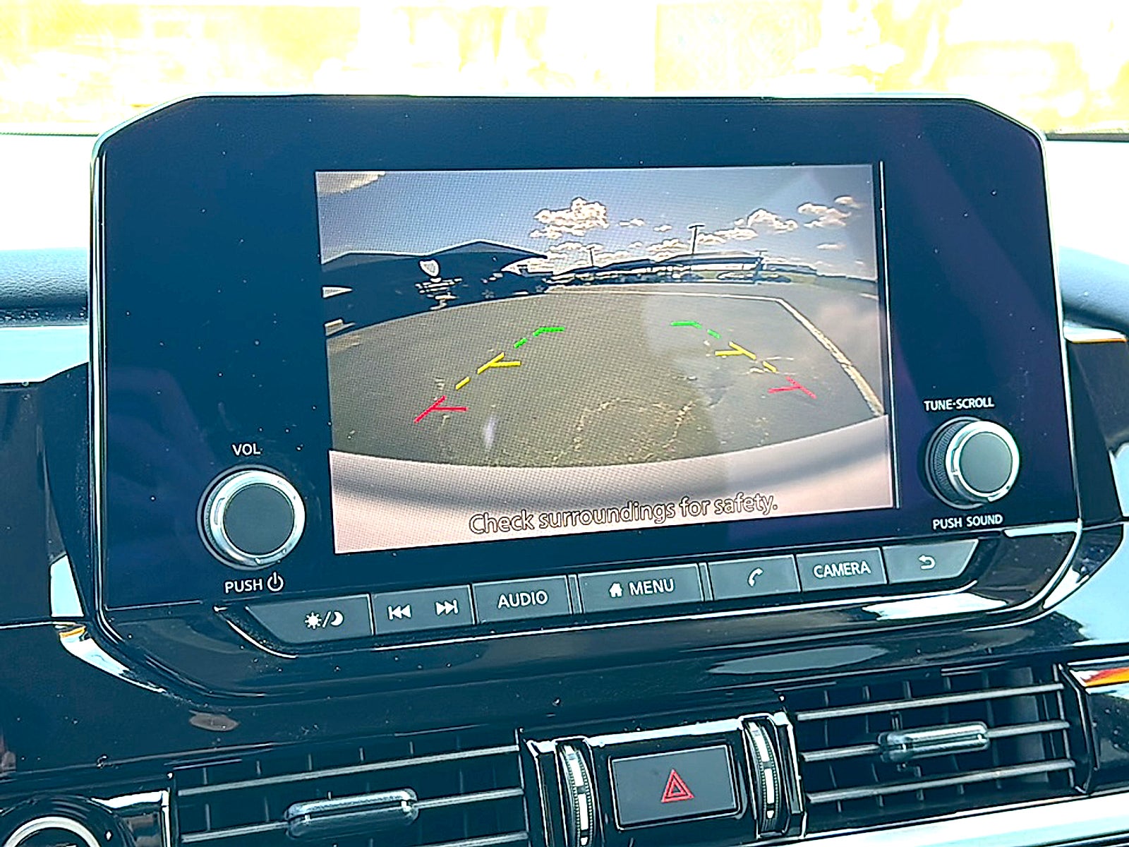 2024 Nissan Pathfinder SV FWD