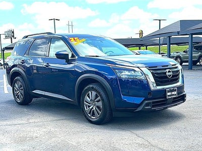 2025 Nissan Pathfinder SV 2WD