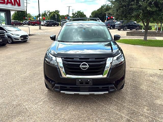 2024 Nissan Pathfinder SL 2WD