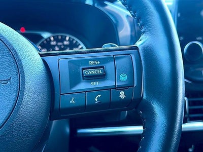 2024 Nissan Pathfinder SL 2WD