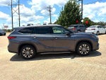 2022 Toyota Highlander XLE FWD (Natl)