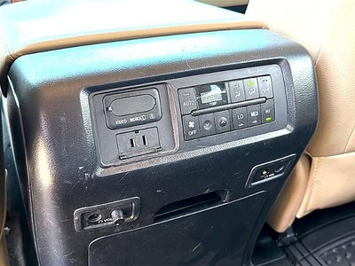 2013 Toyota Sequoia RWD 5.7L Platinum (Natl)
