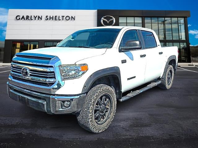 2017 Toyota Tundra 2WD 2WD SR5 CrewMax 5.5' Bed 5.7L FFV (SE)