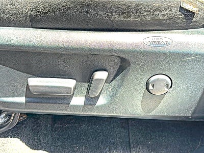 2017 Toyota Tundra SR5 5.7L V8