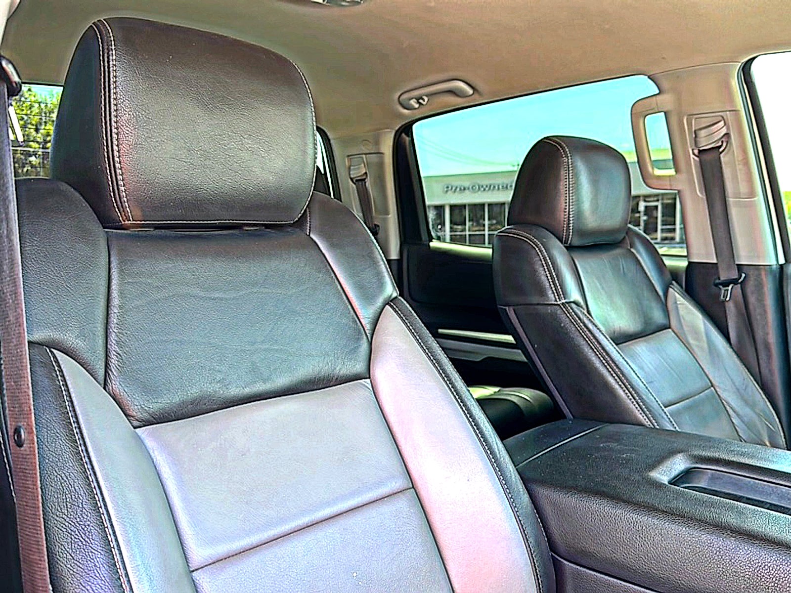 2017 Toyota Tundra SR5 5.7L V8