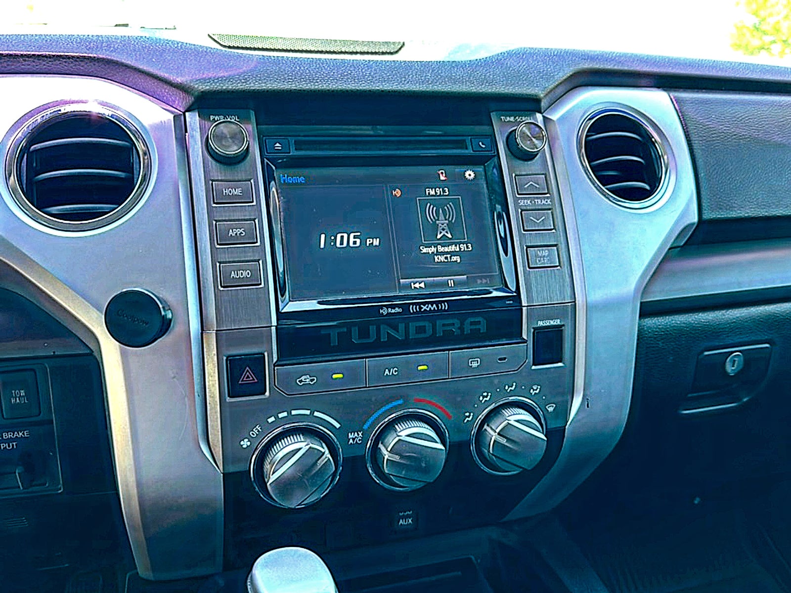 2017 Toyota Tundra SR5 5.7L V8