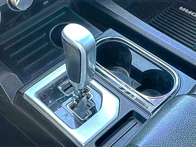 2017 Toyota Tundra SR5 5.7L V8