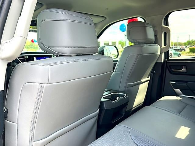 2024 Toyota Tundra 4WD 4WD SR5 Double Cab 6.5' Bed (Natl)
