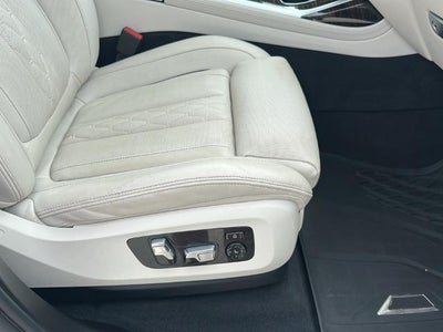 2024 BMW X7 M60i Sports Activity Vehicle