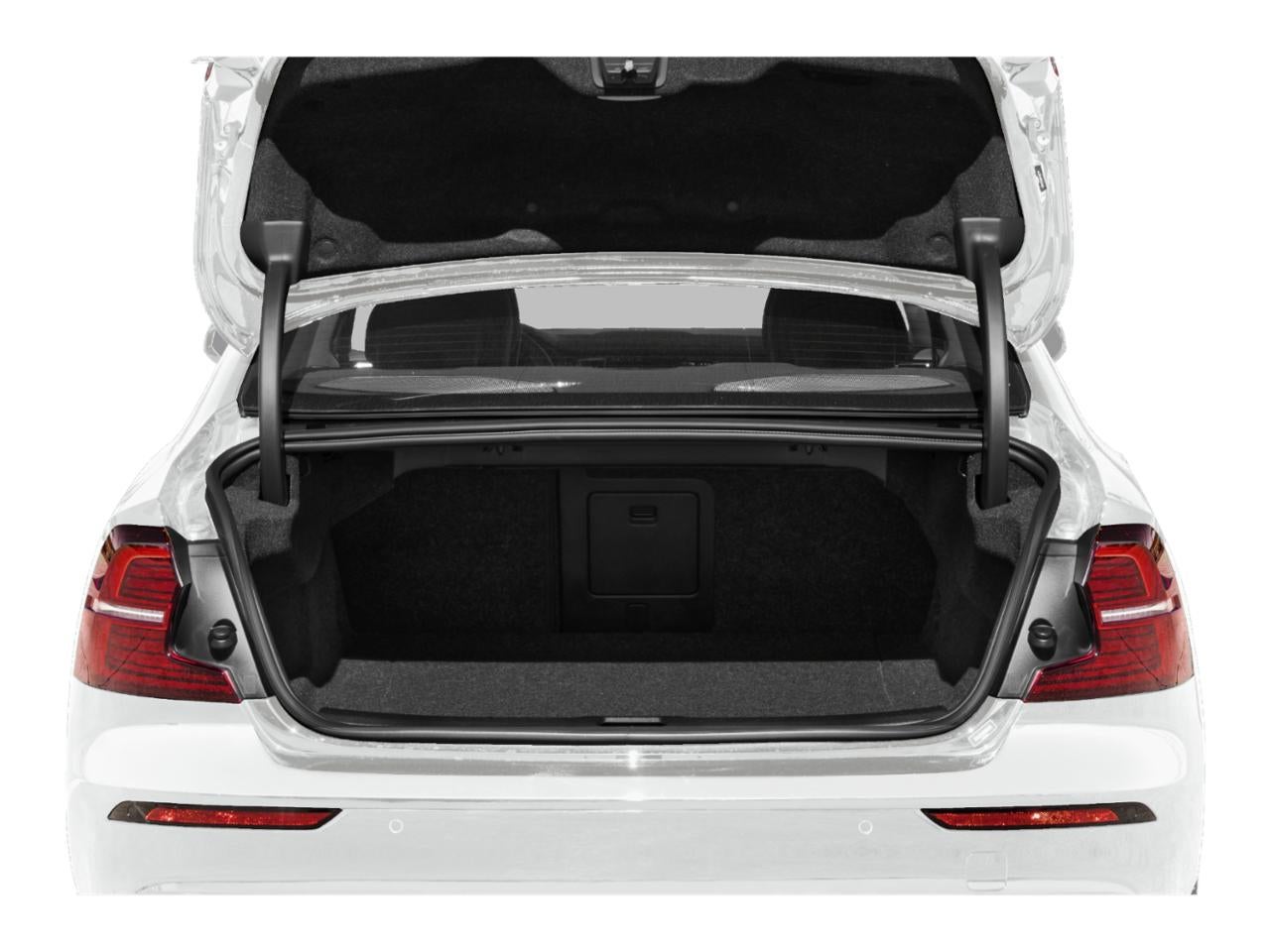 2024 Volvo S60 B5 AWD Core Dark Theme