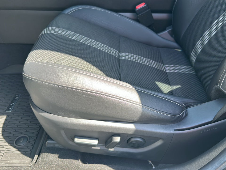 2025 Mazda Mazda CX-50 Hybrid Preferred Package