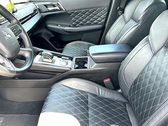 2023 Mitsubishi Outlander SEL FWD