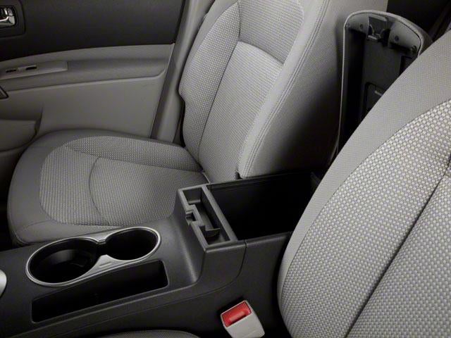 2013 Nissan Rogue FWD 4dr S
