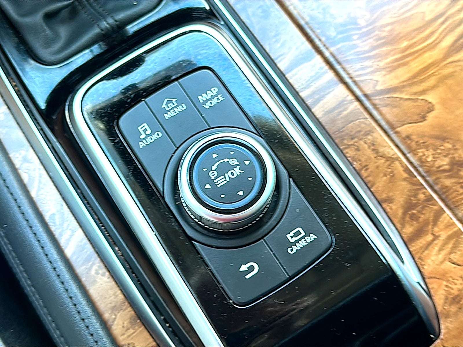 2023 Nissan Armada SL 2WD