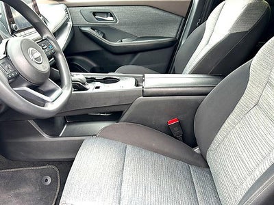 2023 Nissan Rogue FWD SV