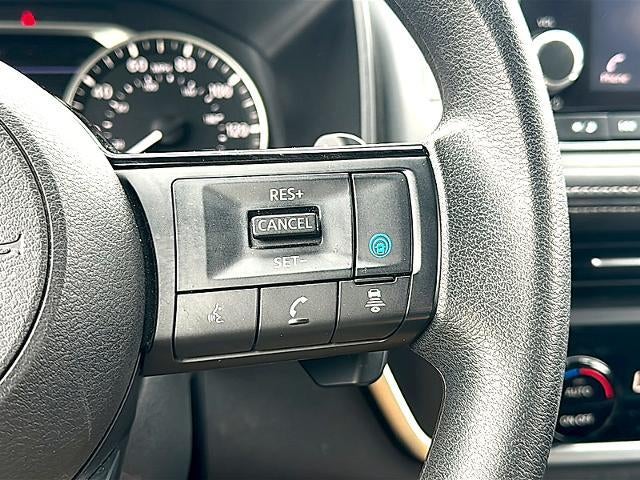 2023 Nissan Rogue FWD SV