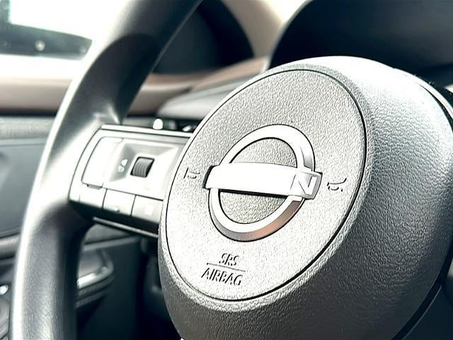 2023 Nissan Rogue FWD SV