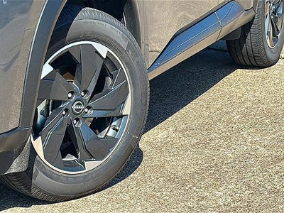 2025 Nissan Rogue FWD SV