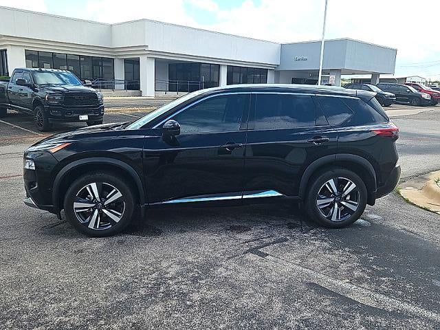 2023 Nissan Rogue AWD Platinum *Ltd Avail*