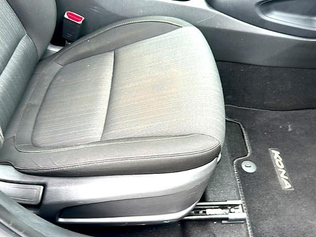 2023 Hyundai KONA SEL Auto FWD