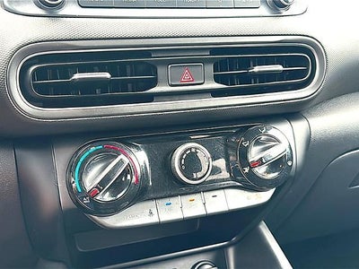 2023 Hyundai KONA SEL Auto FWD