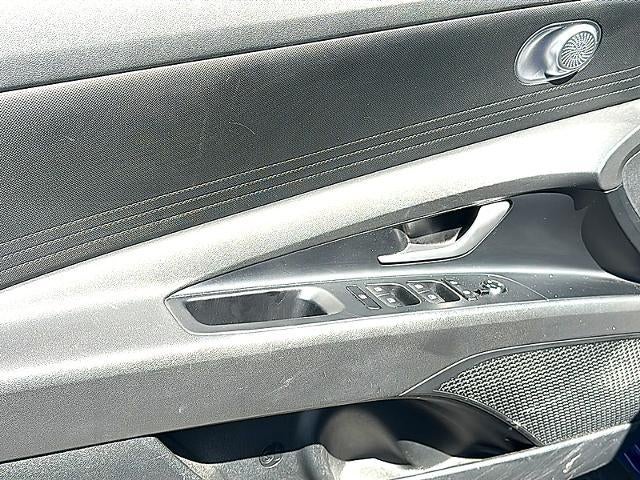 2024 Hyundai ELANTRA SEL IVT