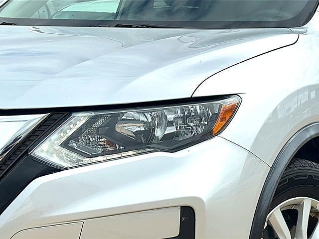 2020 Nissan Rogue FWD SV