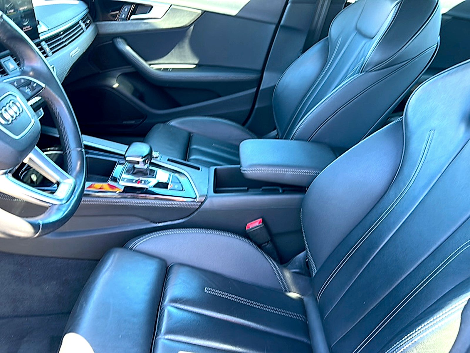 2023 Audi A4 Premium Plus 45 TFSI S line quattro S tronic