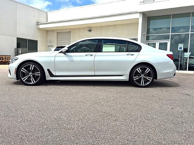 2019 BMW 750i Sedan
