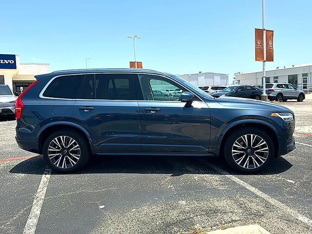 2022 Volvo XC90 T6 AWD Momentum 6P