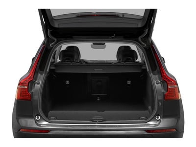 2023 Volvo XC60 B5 FWD Plus Bright Theme