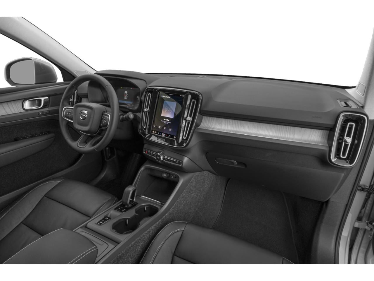 2023 Volvo XC40 B5 AWD Core