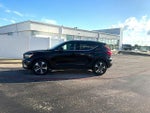 2023 Volvo XC40 B5 AWD Plus Bright Theme